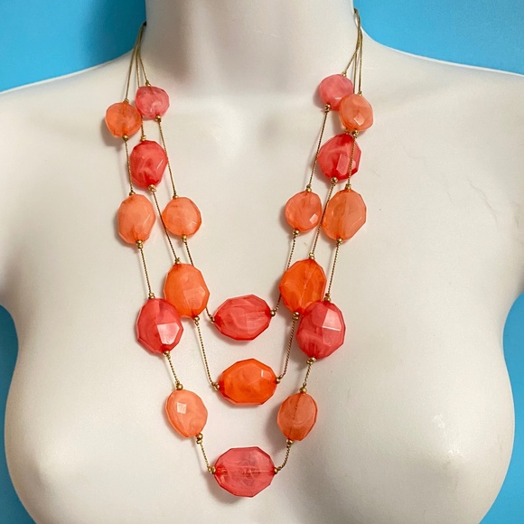 CHICO"S Triple Strand Statement Necklace Orange Arcrylic Beads Gold Tone - Picture 7 of 7